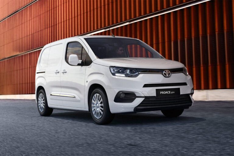 Toyota Proace City Van blanc