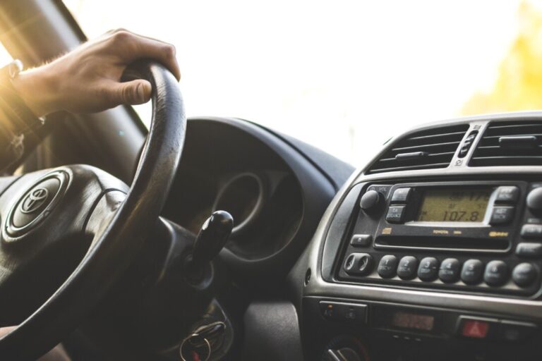 intérieur d'une voiture d'occasion Toyota